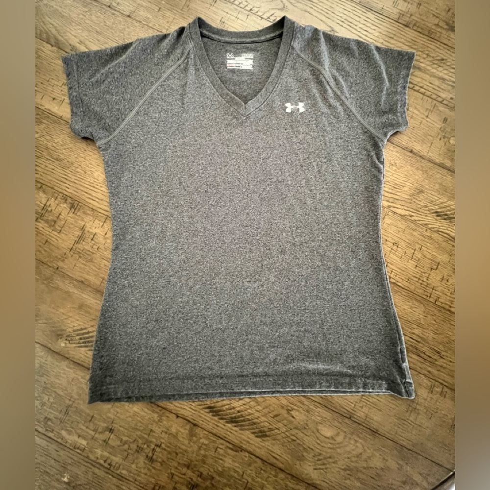 Under armour womens workout short sleeve top